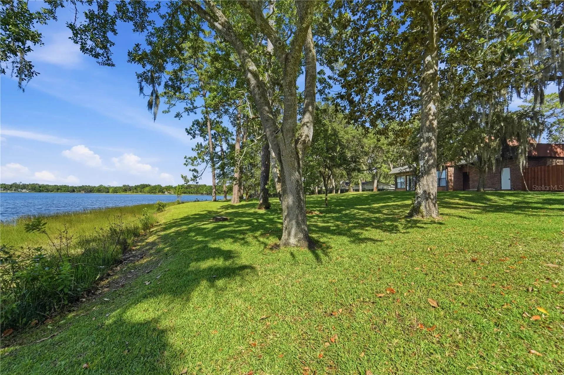 807 Bay Tree Circle Deland FL 32724