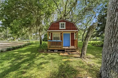 807 Bay Tree Circle Deland FL 32724