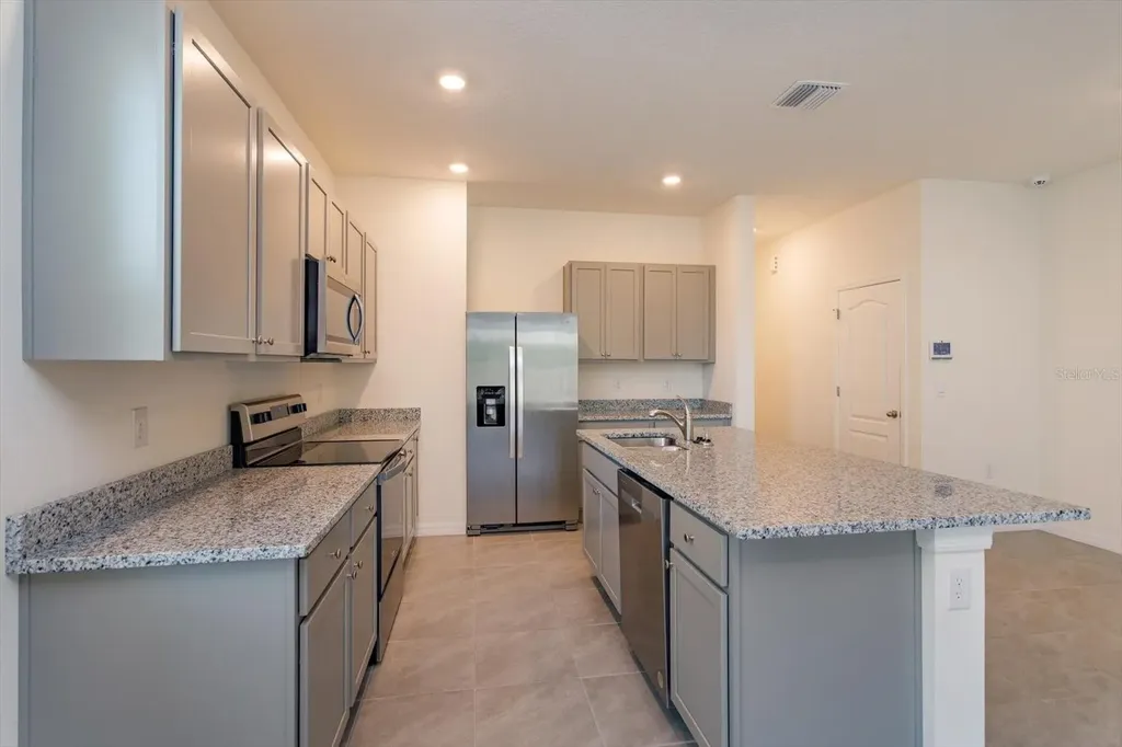 1246 Lido Drive Howey In The Hills FL 34737