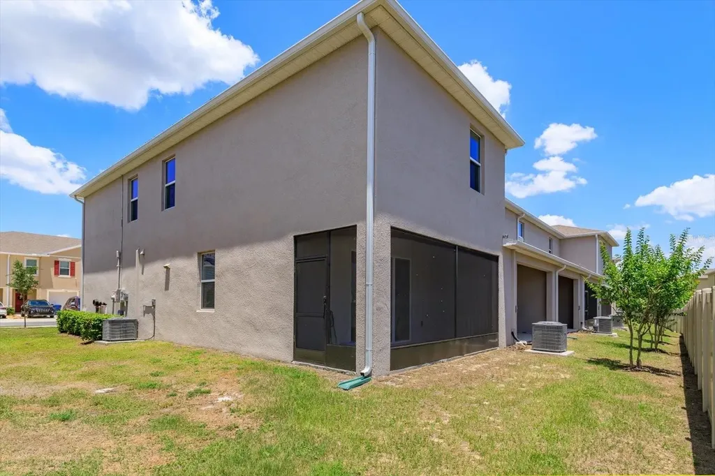 1246 Lido Drive Howey In The Hills FL 34737