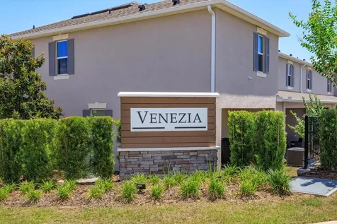1246 Lido Drive Howey In The Hills FL 34737