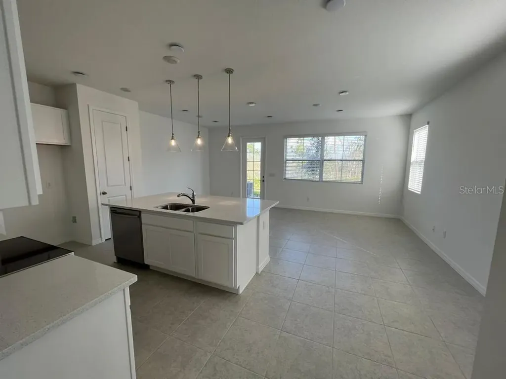 828 Longboat Drive Davenport FL 33896