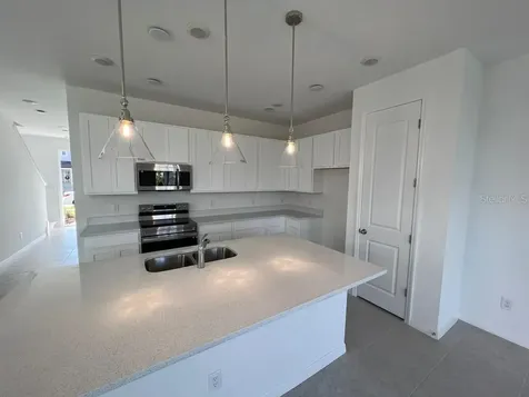 828 Longboat Drive Davenport FL 33896