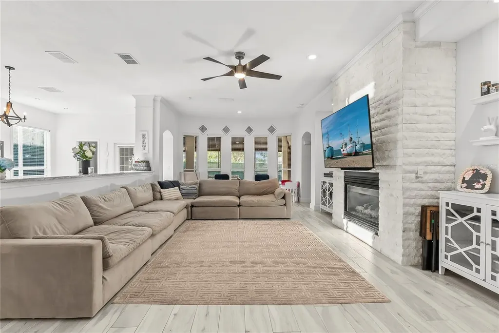 8039 Solitaire Court Orlando FL 32836