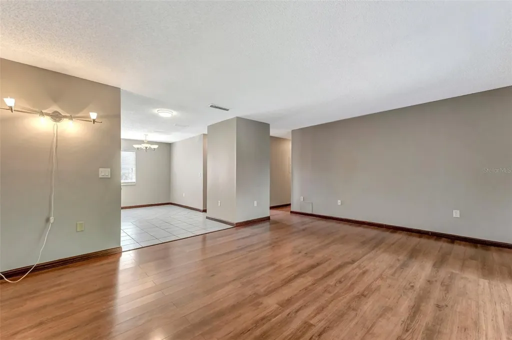 13300 Walsingham Road Largo FL 33774