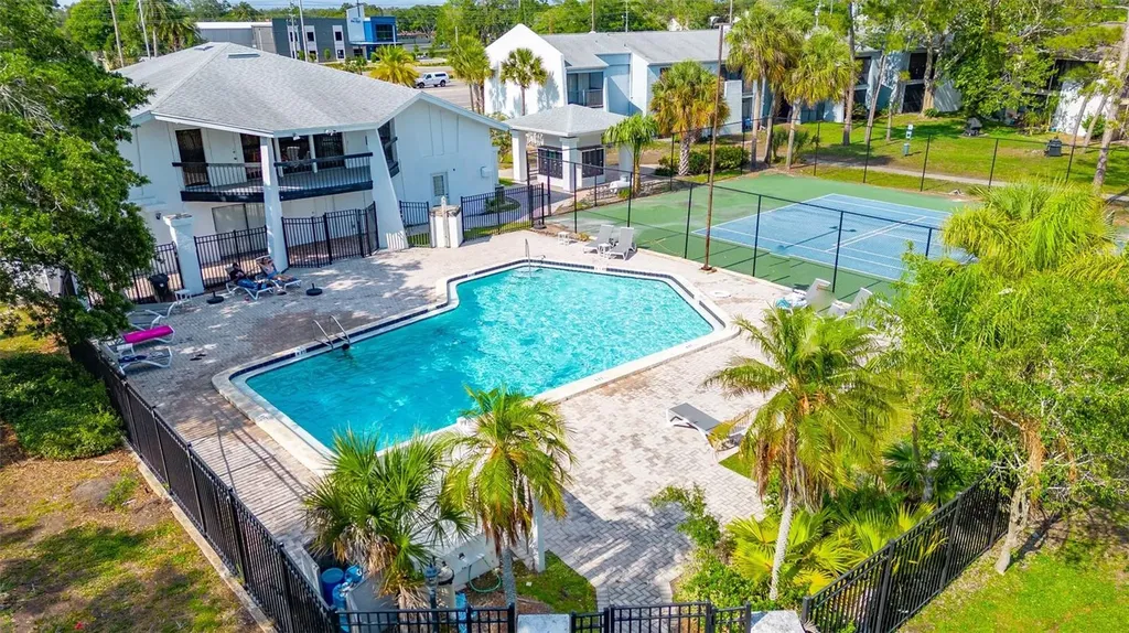 13300 Walsingham Road Largo FL 33774