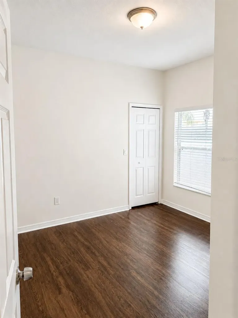 432 York Dale Drive Ruskin FL 33570