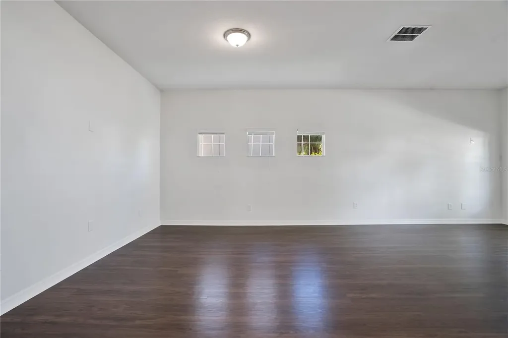 432 York Dale Drive Ruskin FL 33570