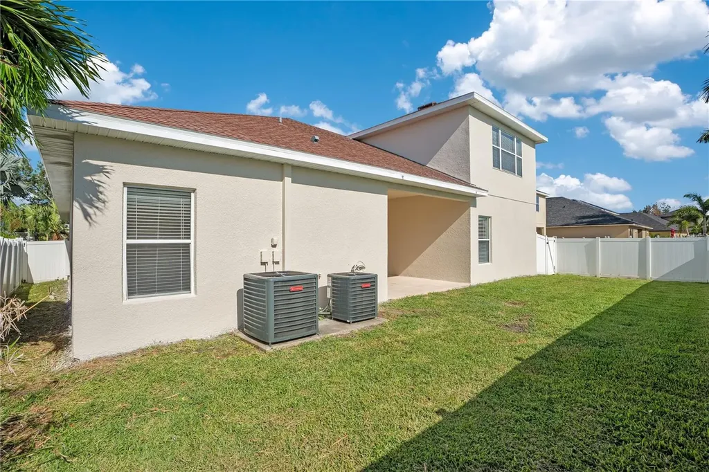 432 York Dale Drive Ruskin FL 33570