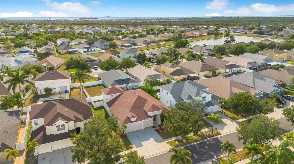 432 York Dale Drive Ruskin FL 33570