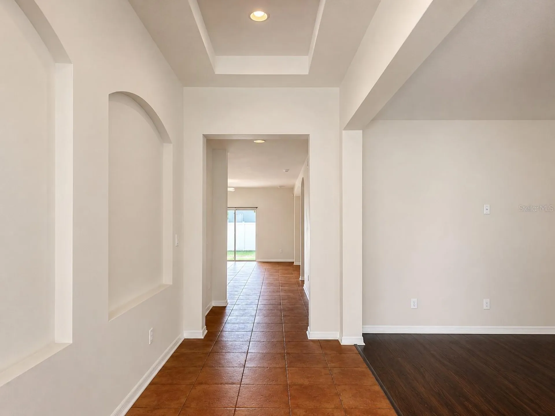 432 York Dale Drive Ruskin FL 33570