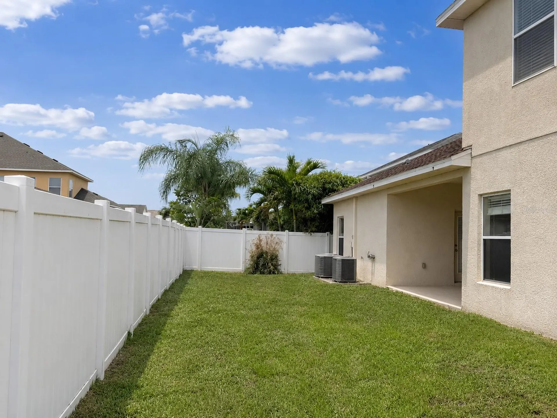 432 York Dale Drive Ruskin FL 33570