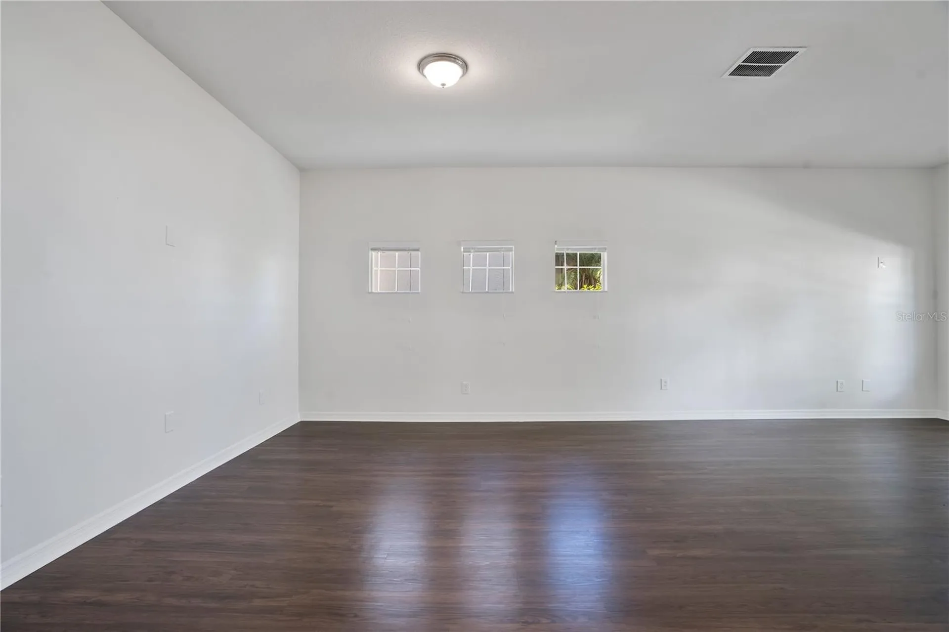 432 York Dale Drive Ruskin FL 33570