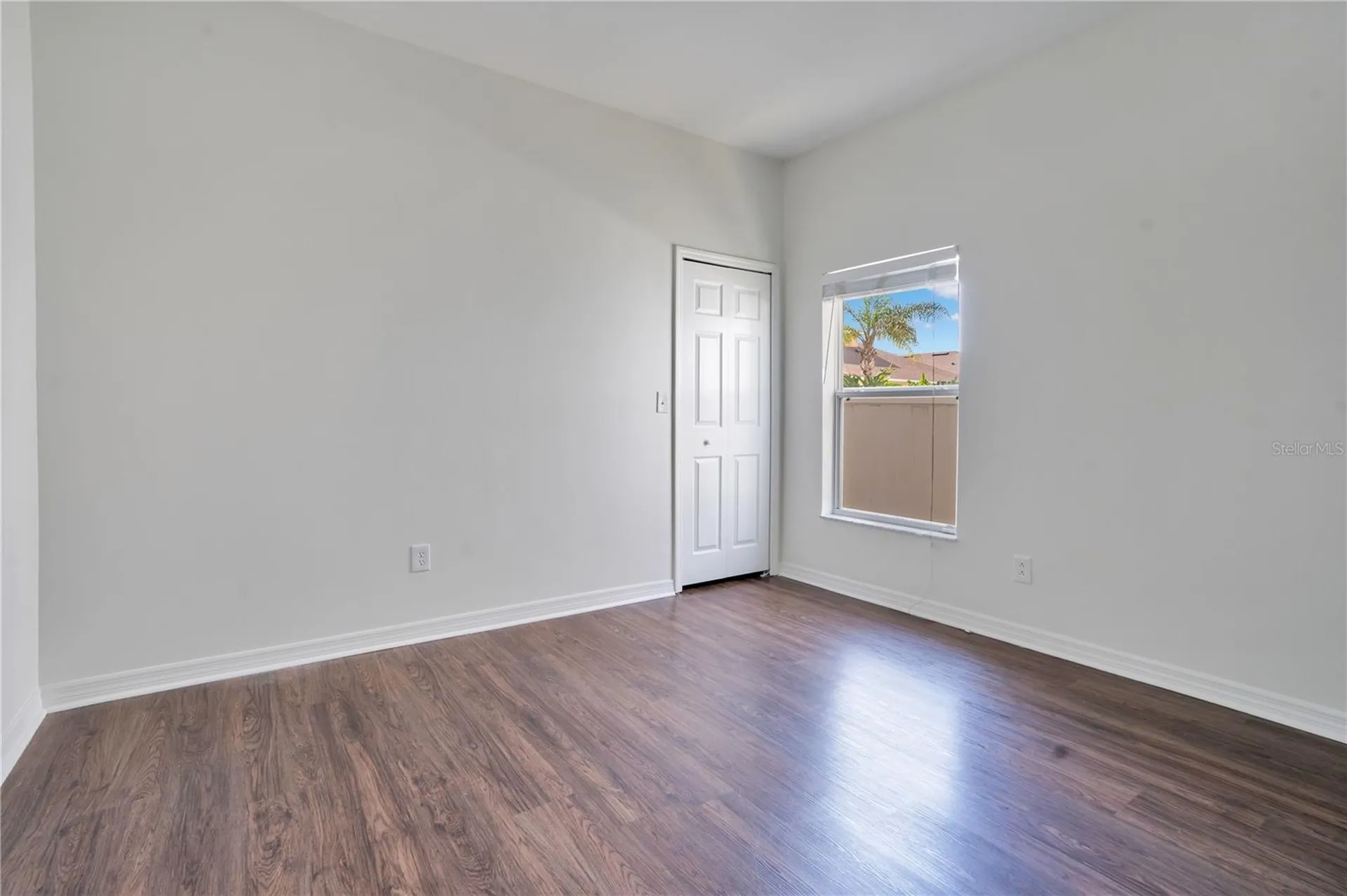 432 York Dale Drive Ruskin FL 33570