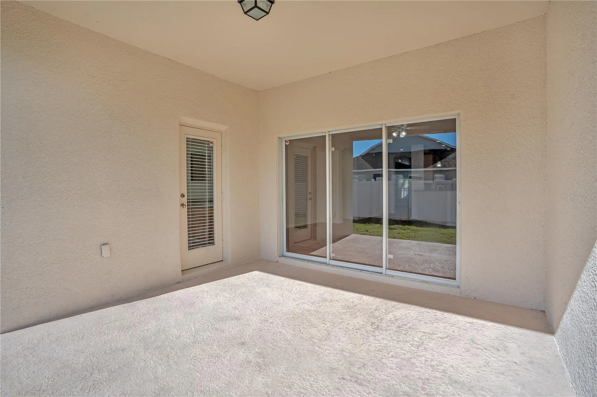 432 York Dale Drive Ruskin FL 33570