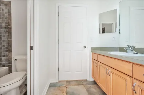 432 York Dale Drive Ruskin FL 33570