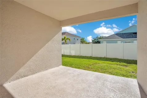 432 York Dale Drive Ruskin FL 33570