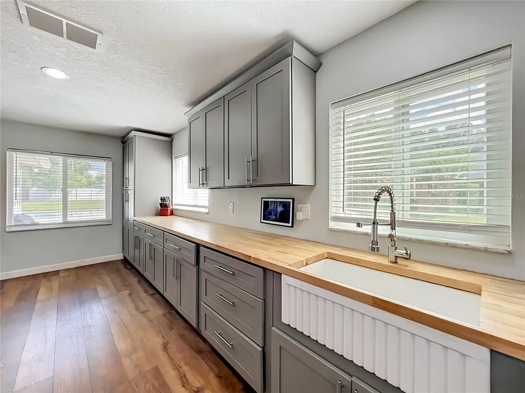 153 Variety Tree Circle Altamonte Springs FL 32714