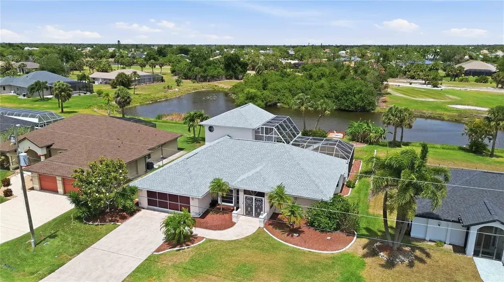 63 Clubhouse Road Rotonda West FL 33947