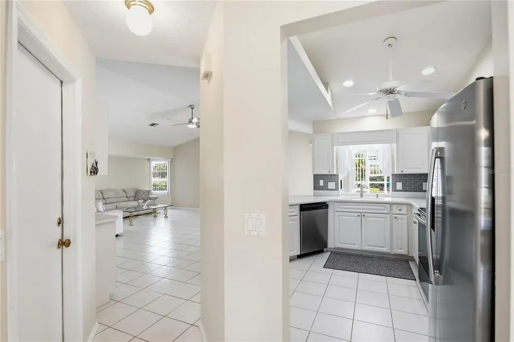 63 Clubhouse Road Rotonda West FL 33947