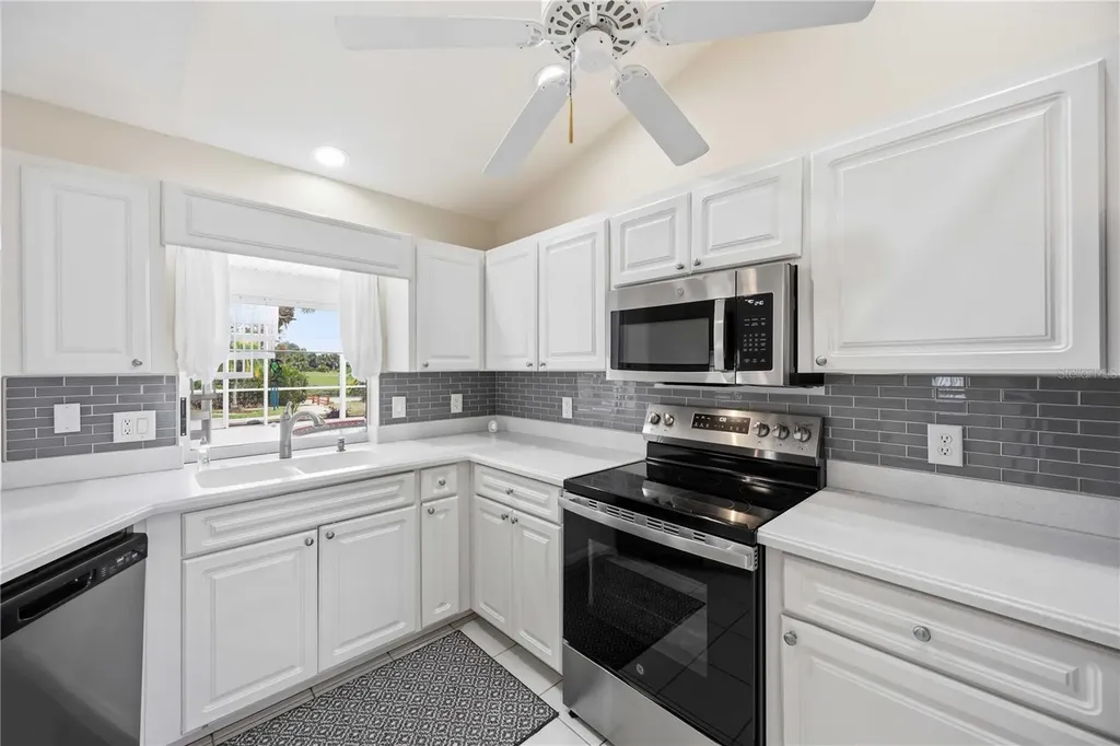 63 Clubhouse Road Rotonda West FL 33947