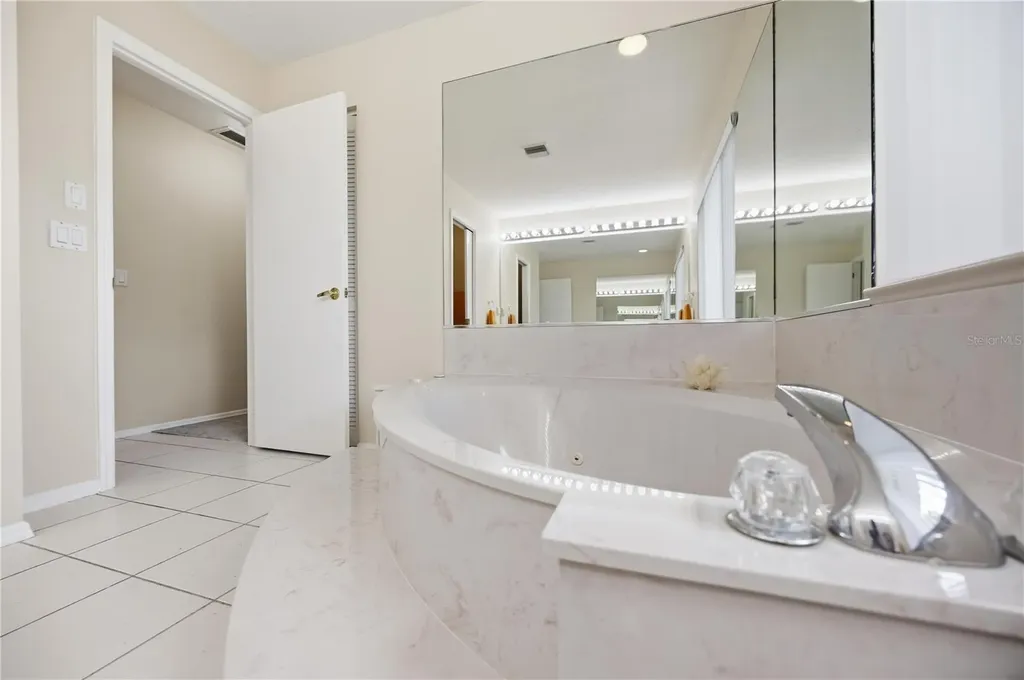 63 Clubhouse Road Rotonda West FL 33947