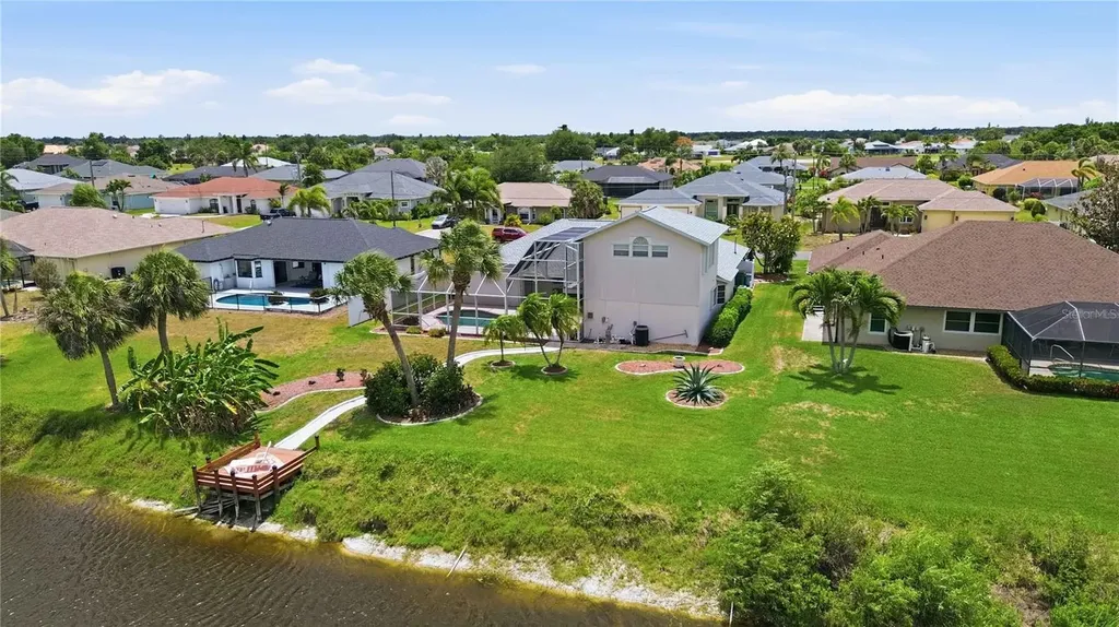 63 Clubhouse Road Rotonda West FL 33947