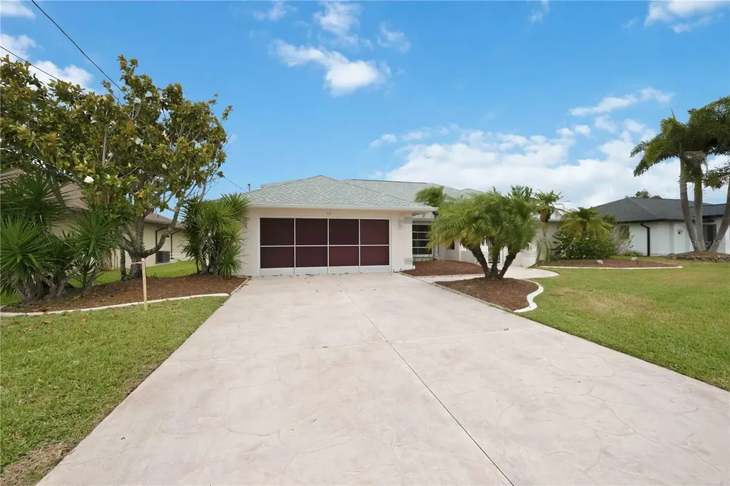 63 Clubhouse Road Rotonda West FL 33947