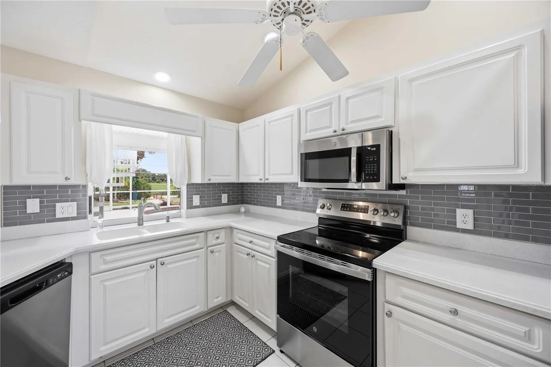 63 Clubhouse Road Rotonda West FL 33947