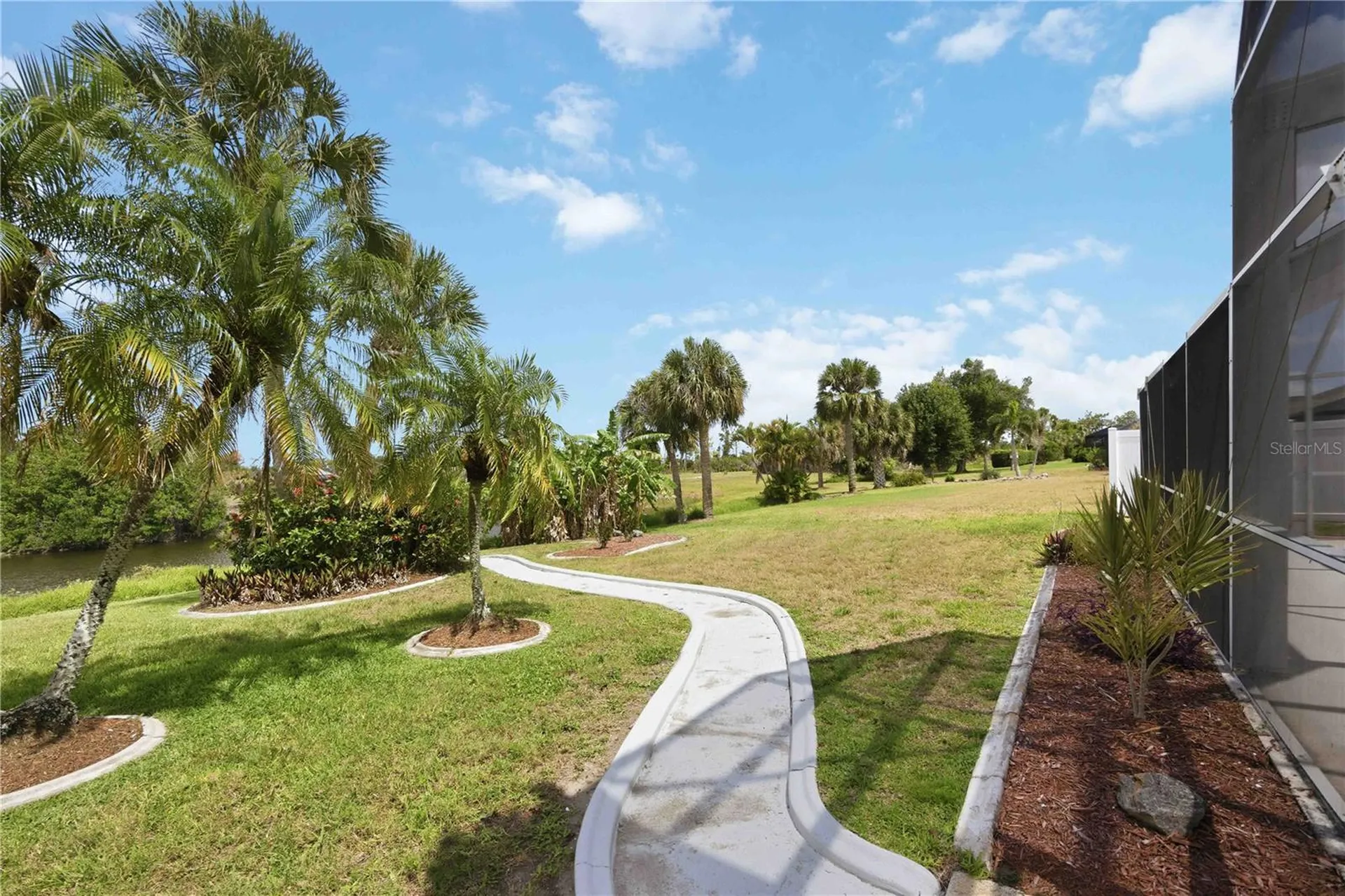 63 Clubhouse Road Rotonda West FL 33947