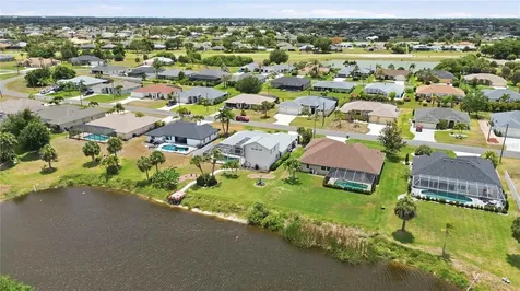 63 Clubhouse Road Rotonda West FL 33947