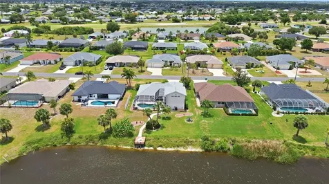 63 Clubhouse Road Rotonda West FL 33947