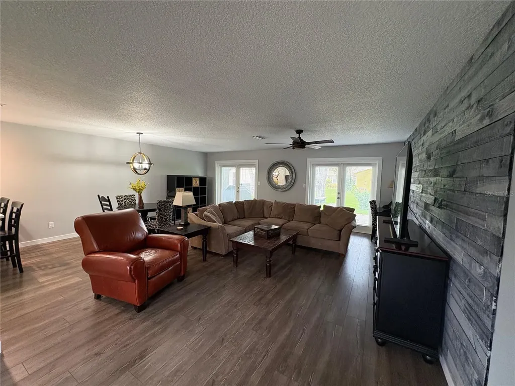 10010 Gannon Lane Orlando FL 32821