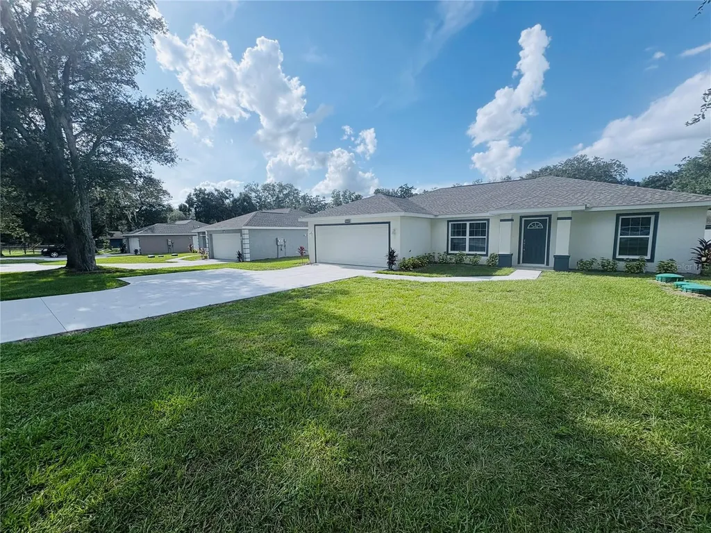 9323 SE Highway 42 Summerfield FL 34491