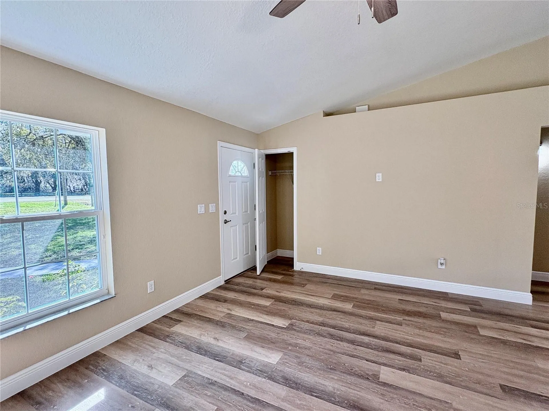 9323 SE Highway 42 Summerfield FL 34491