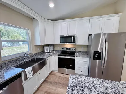 9323 SE Highway 42 Summerfield FL 34491