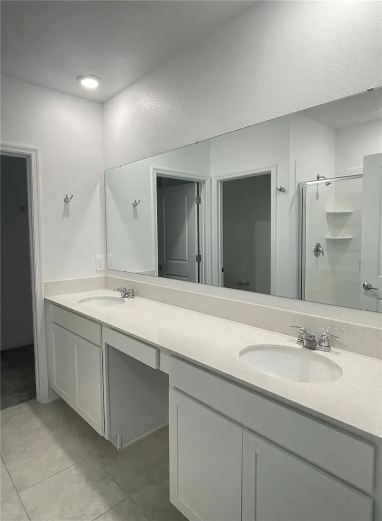 922 Jackson Avenue Davenport FL 33837