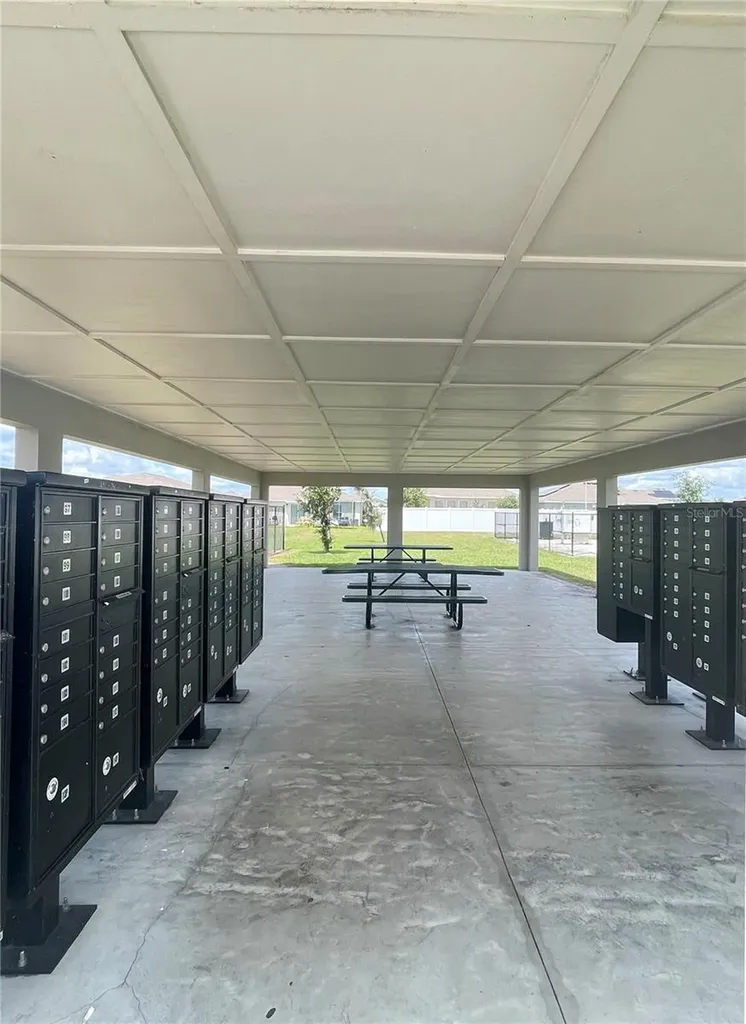 922 Jackson Avenue Davenport FL 33837