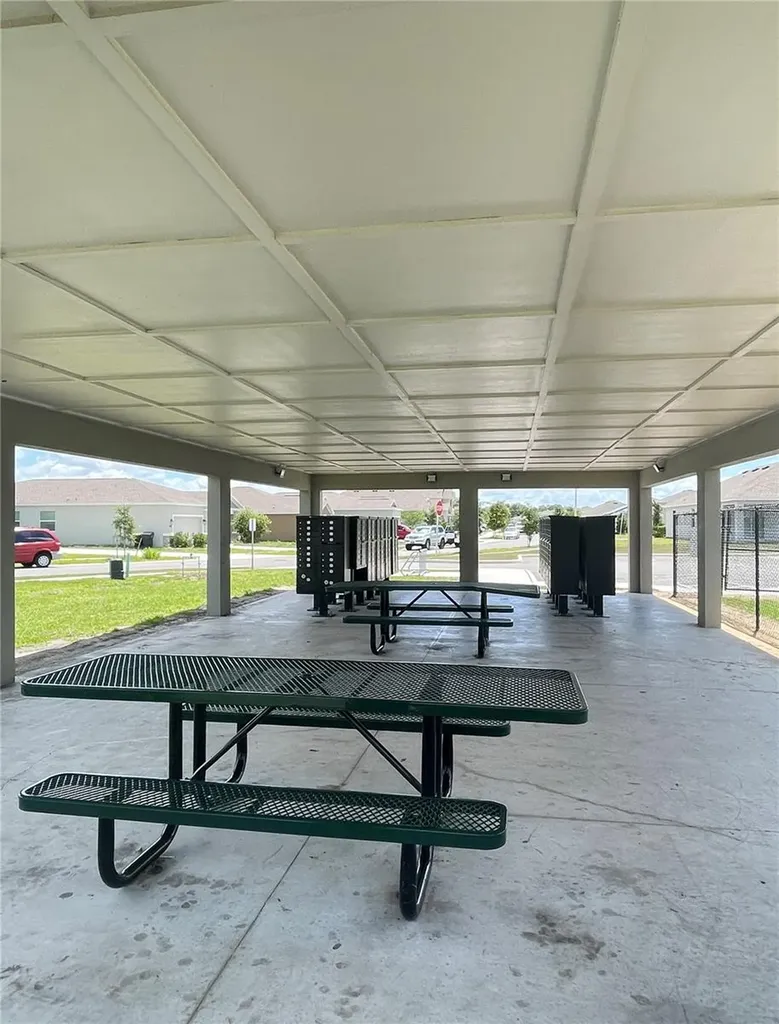 922 Jackson Avenue Davenport FL 33837