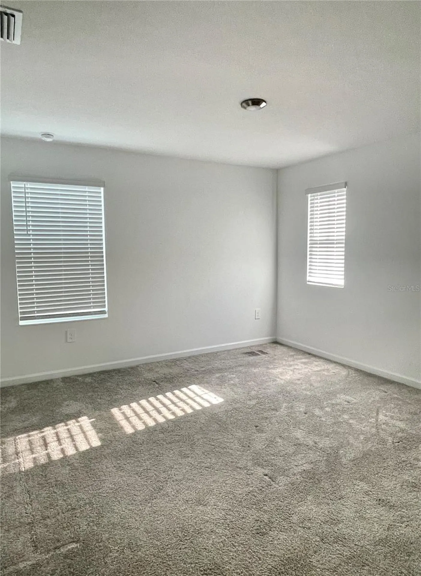 922 Jackson Avenue Davenport FL 33837