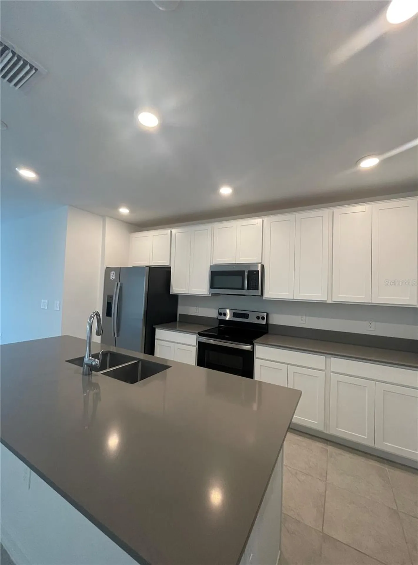 922 Jackson Avenue Davenport FL 33837