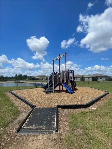 922 Jackson Avenue Davenport FL 33837