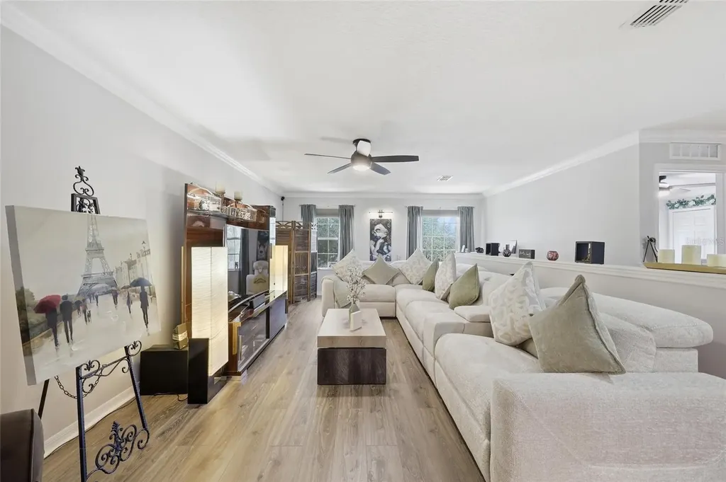 12515 Sawgrass Oak Street Orlando FL 32824