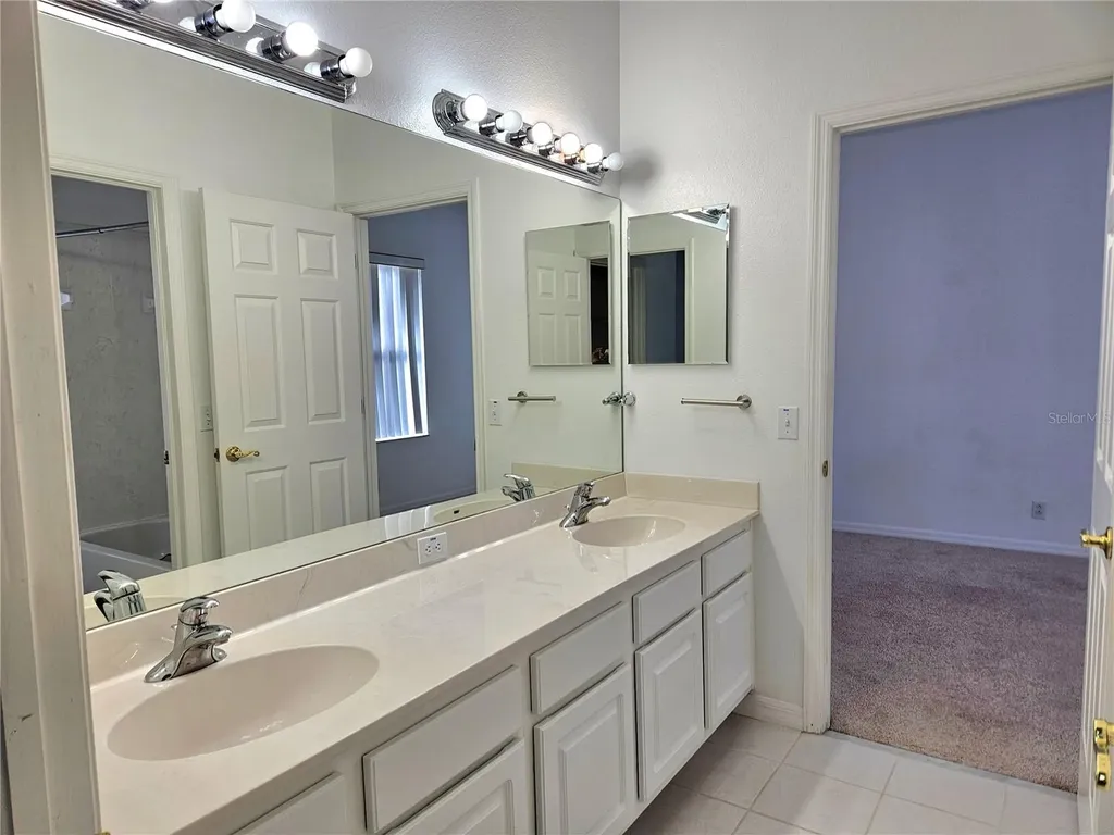 2307 Messenger Circle Safety Harbor FL 34695