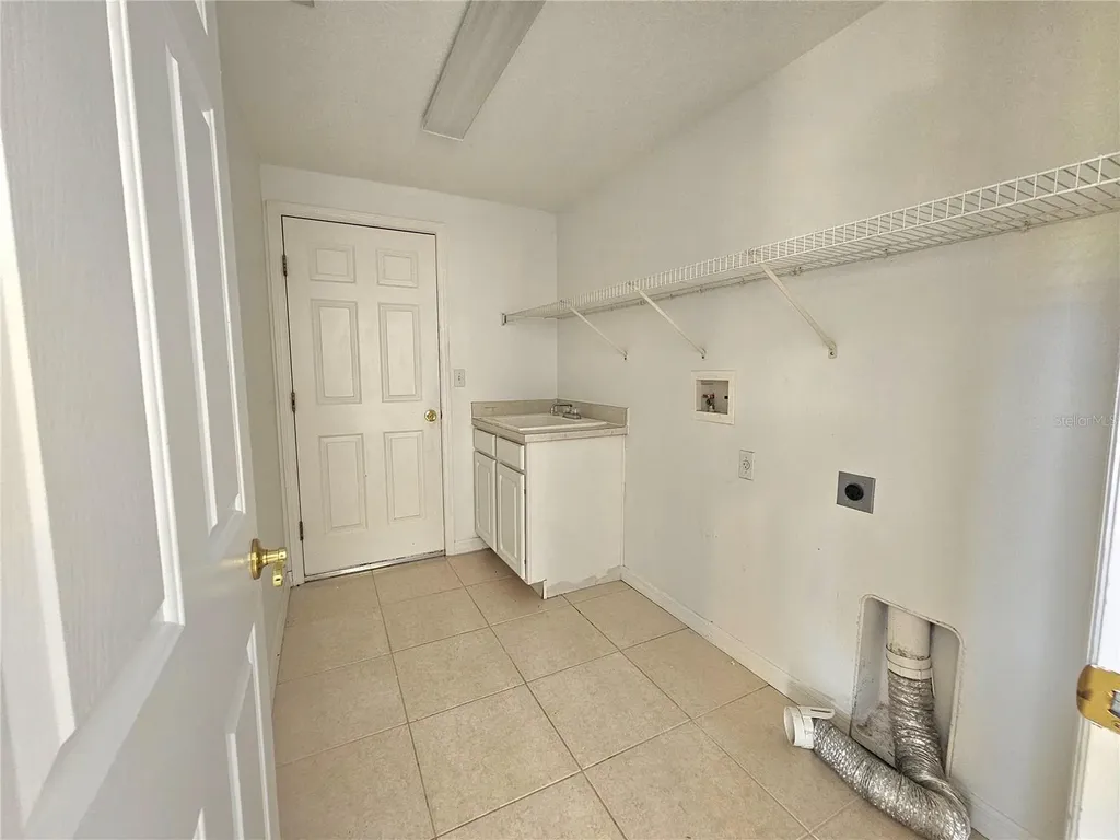 2307 Messenger Circle Safety Harbor FL 34695