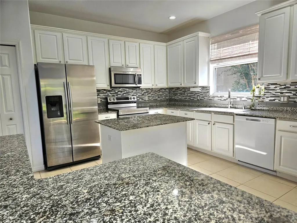 2307 Messenger Circle Safety Harbor FL 34695