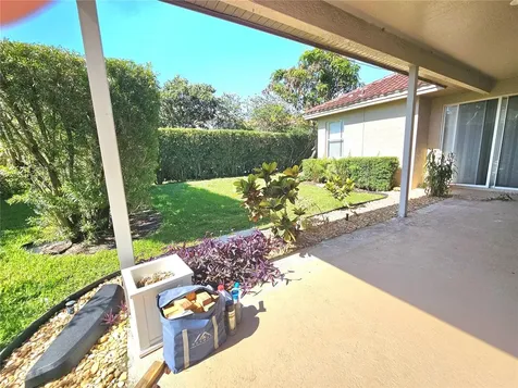 2307 Messenger Circle Safety Harbor FL 34695
