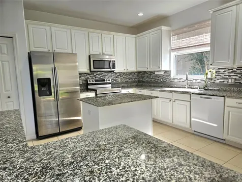 2307 Messenger Circle Safety Harbor FL 34695