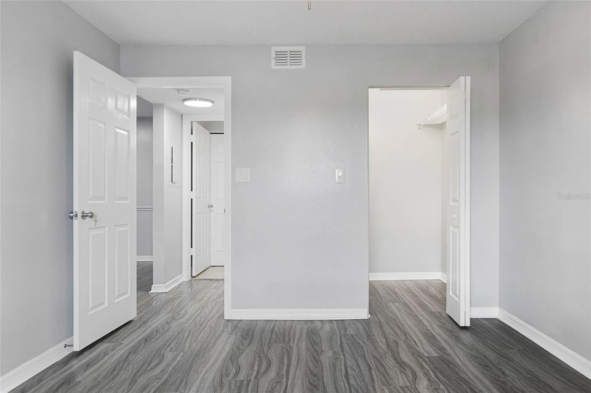 214 Lake Parsons Green Brandon FL 33511