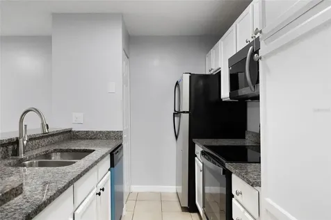 214 Lake Parsons Green Brandon FL 33511
